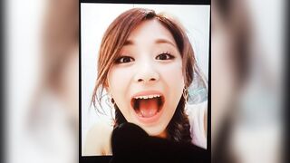 Tzuyu (TWICE) cum in mouth????????