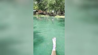@jessica_sunshinegirl was live playing in the water with her cute beautiful feet from Feet ???? Friday!!